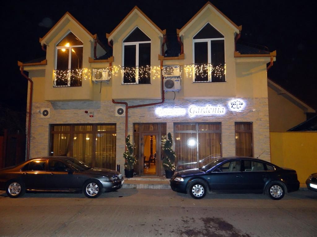 Vila Gardenia Hotell Oradea Eksteriør bilde