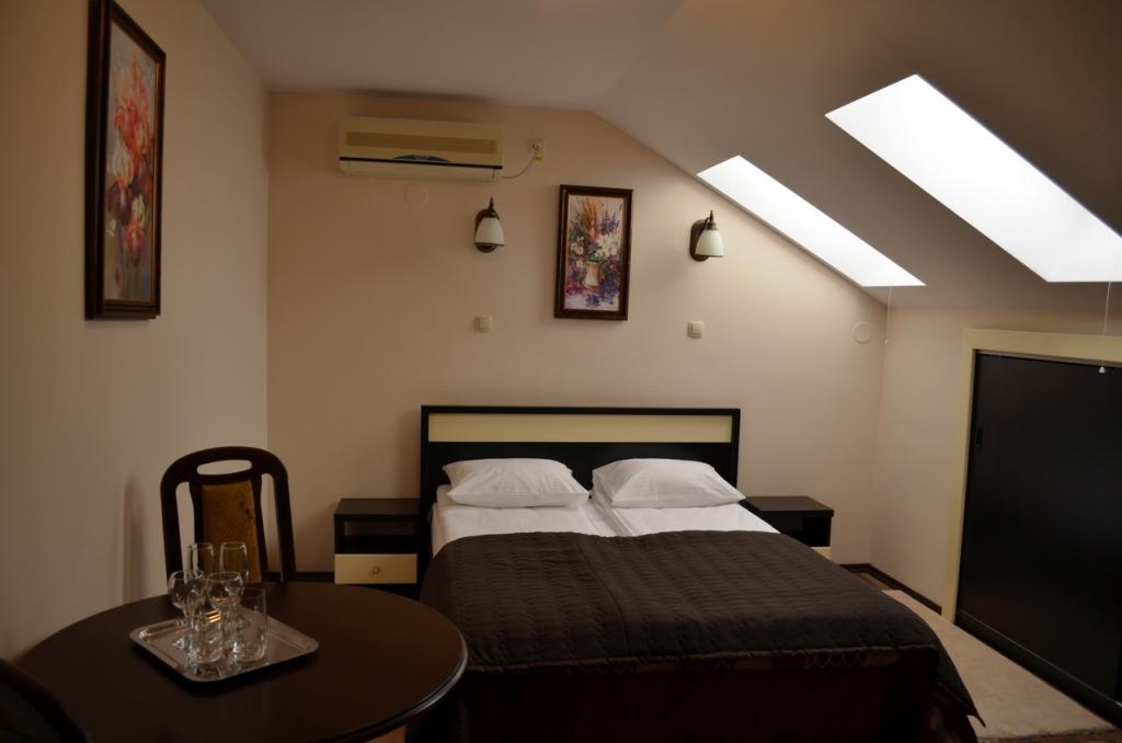 Vila Gardenia Hotell Oradea Eksteriør bilde