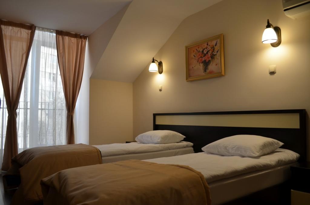 Vila Gardenia Hotell Oradea Eksteriør bilde