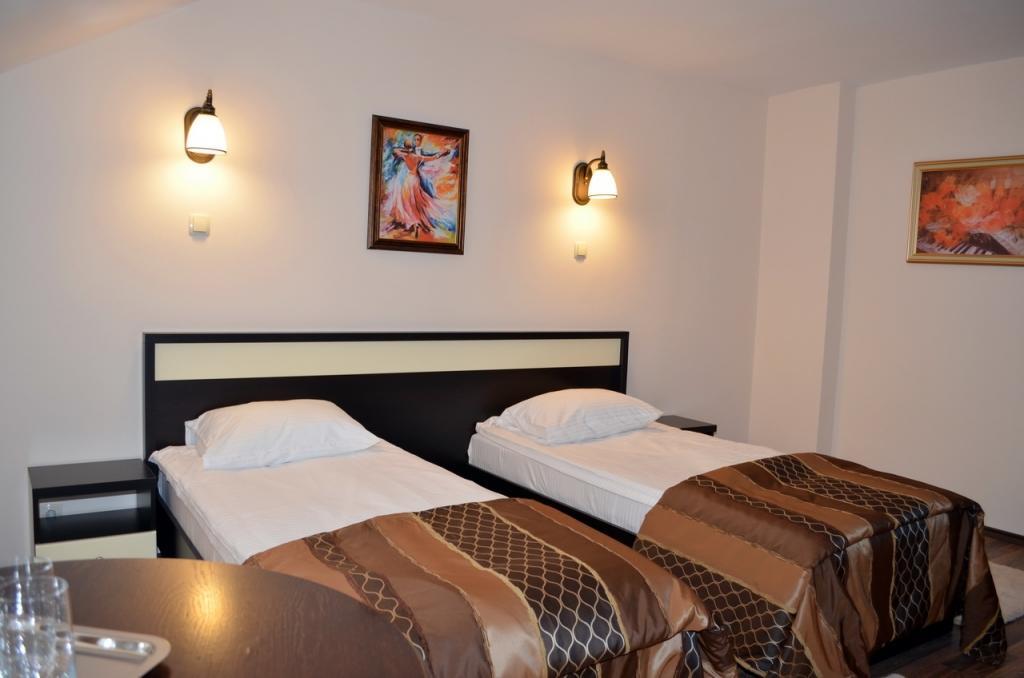 Vila Gardenia Hotell Oradea Eksteriør bilde